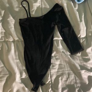 American Eagle body suit with one side long sleeve